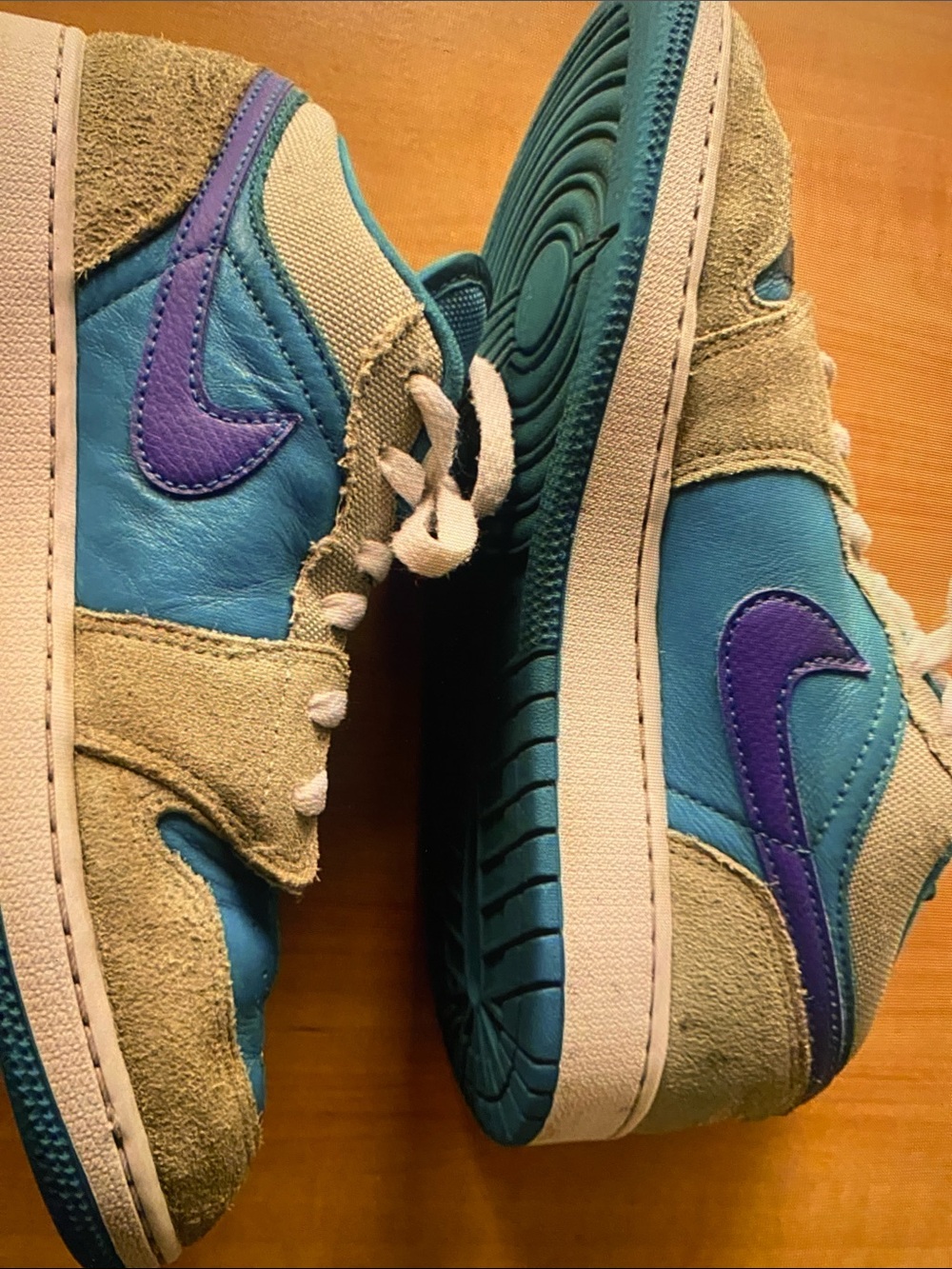 Nike Kids Blue & Purple Low-Top Sneakers